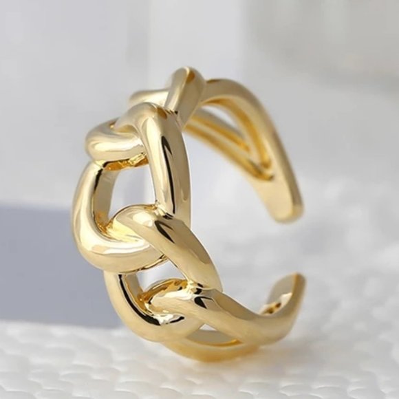 Jewelry - NEW 18K Gold Plated Link Chain Adjustable Ring c